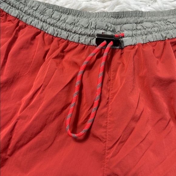 Lululemon Evergreen High-Rise Short 4.5" Pink Punch / Pink Lychee / Raw Linen - Picture 2 of 6